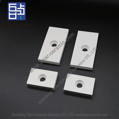 Jubin Seramik Alumina Berlubang